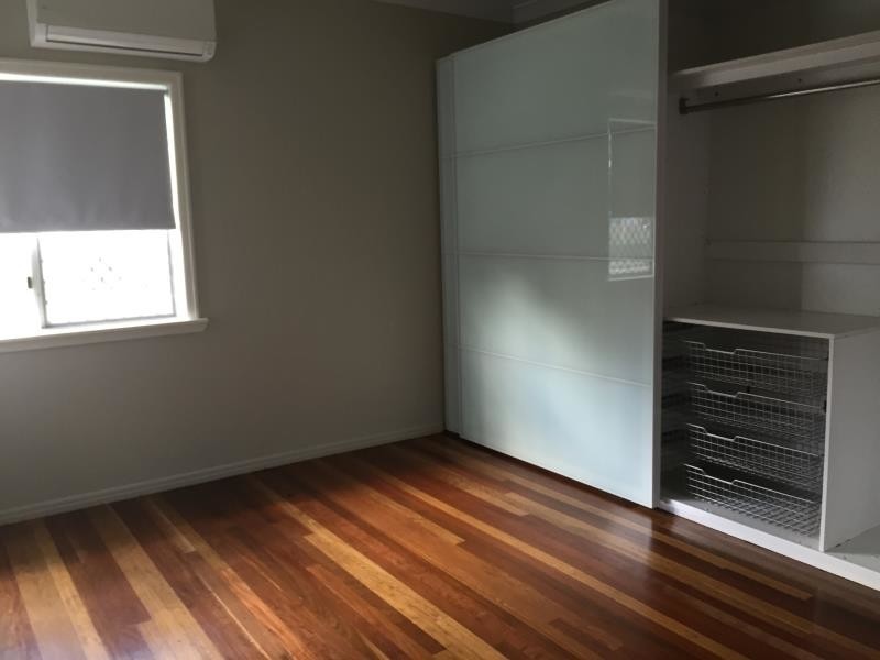 26 Card Street, Berserker QLD 4701